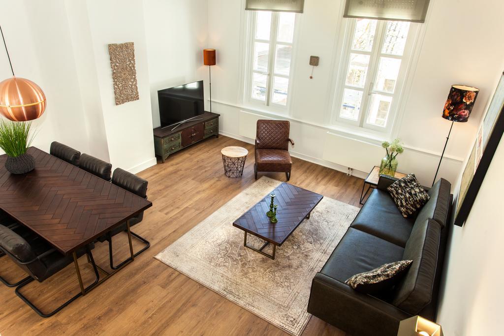 Stayci Serviced Apartments Royal Palace Хага Екстериор снимка