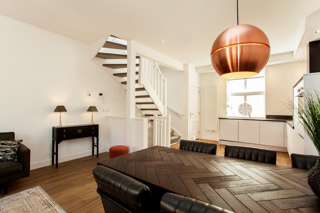 Stayci Serviced Apartments Royal Palace Хага Екстериор снимка