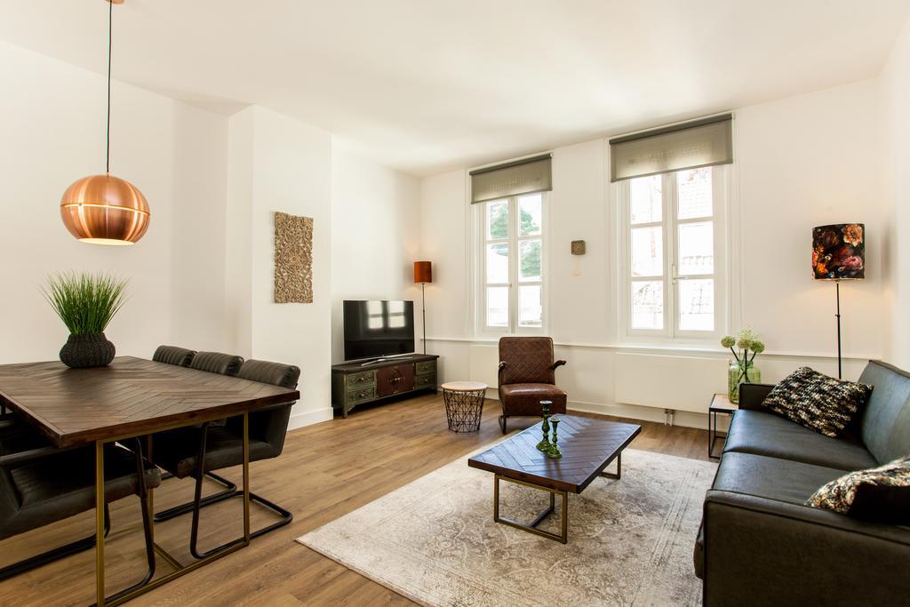 Stayci Serviced Apartments Royal Palace Хага Екстериор снимка