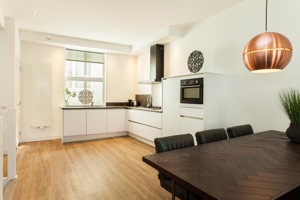 Stayci Serviced Apartments Royal Palace Хага Екстериор снимка